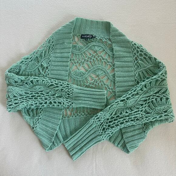 Bebe Mint Sage Green Crocheted Open Front Shrug Bolero Bohemian Y2K Size M - Picture 4 of 8
